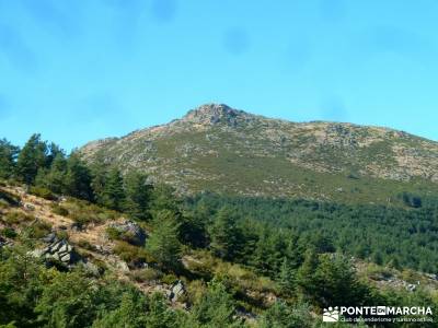 Pico Santuy; El Cerrón; sierra de navacerrada mochilas de trekking sierra de gredos senderismo